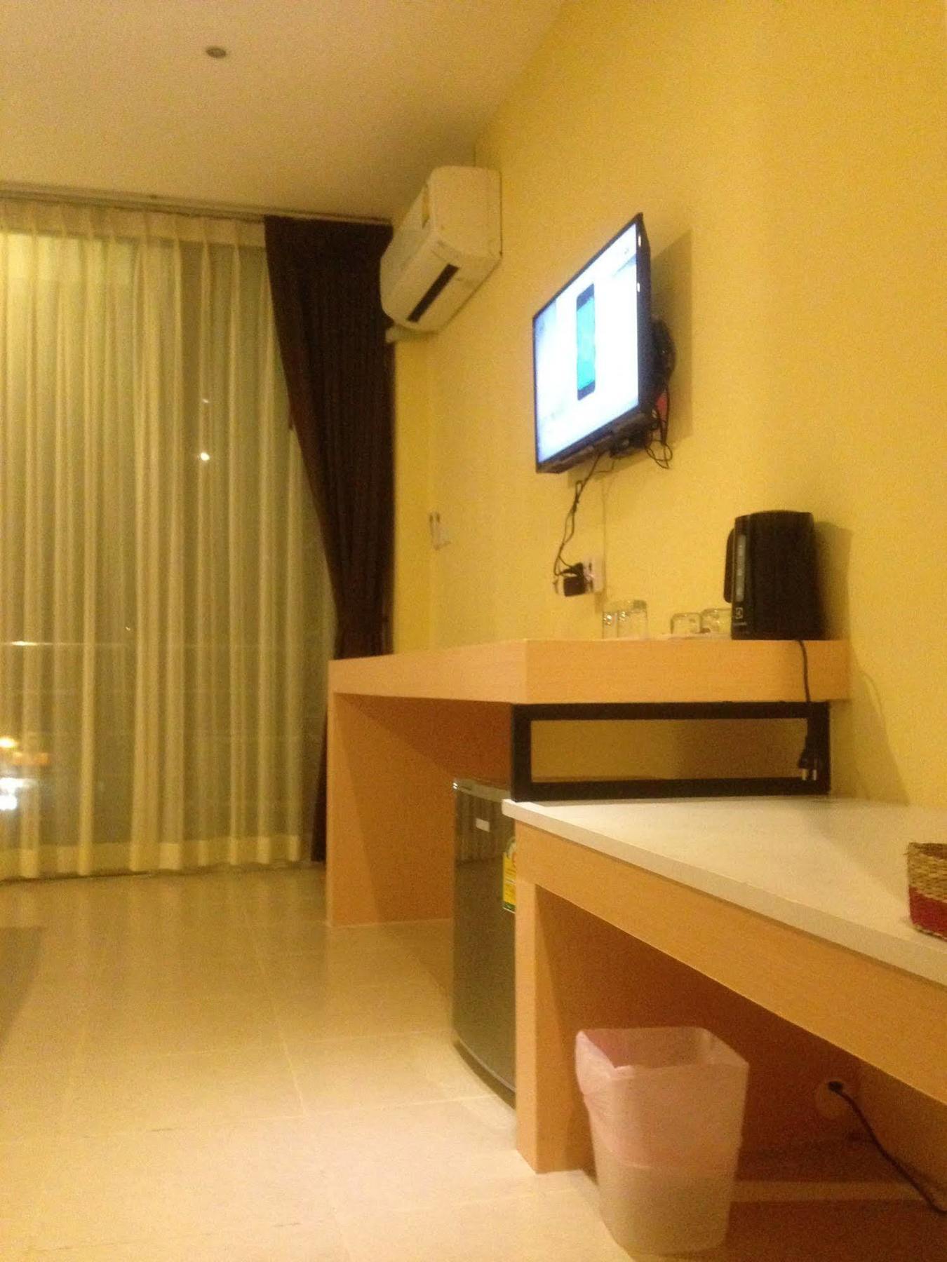 Ploenlay Hotell Ao Nang Eksteriør bilde
